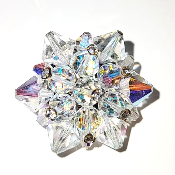 AURORA BOREALIS CRYSTAL CLUSTER VINTAGE PIN BROOCH - Picture 2 of 7